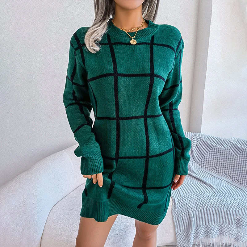 Closeout v-neck dressCasual Plaid Knit Dress