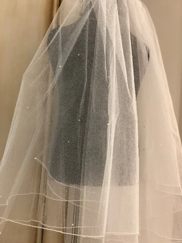Super Savings flowy maxi dressMerrow Edge and Pearl Veil