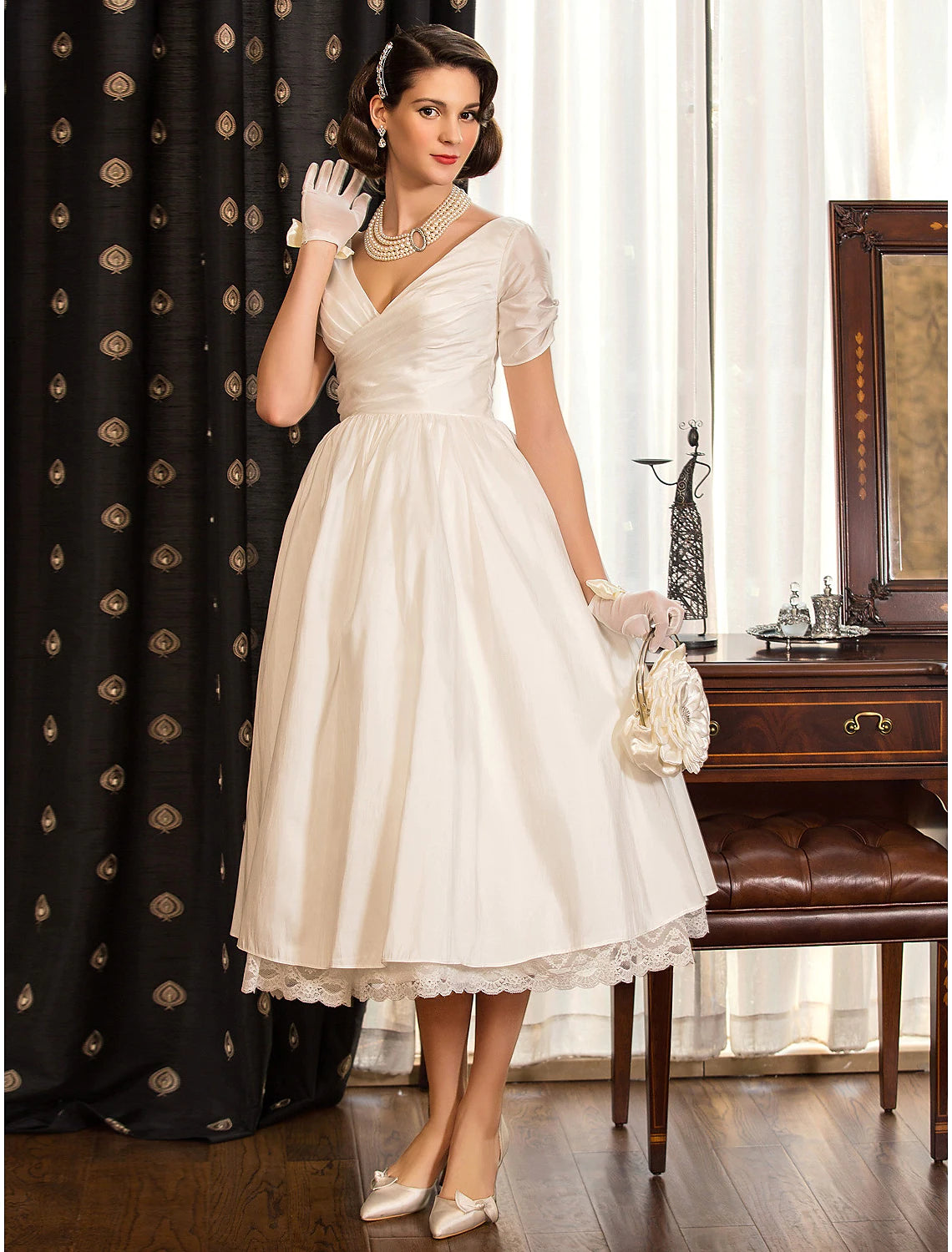 Major Savings Bridal Vintage Little White Dresses Wedding Dresses A-Line Short Sleeve V Neck Lace