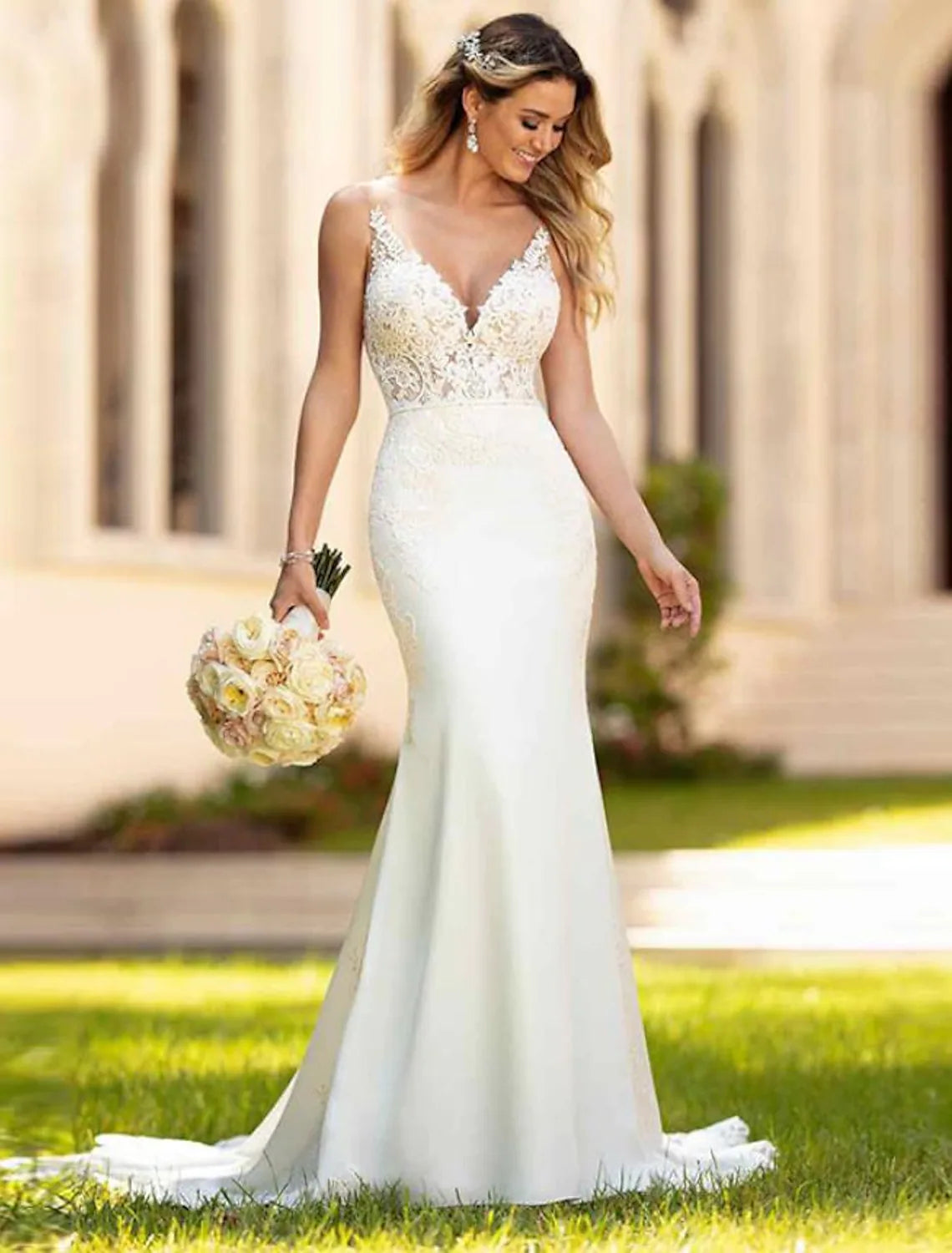 Steals and Deals Engagement Open Back Sexy Wedding Dresses V Neck Lace Appliques