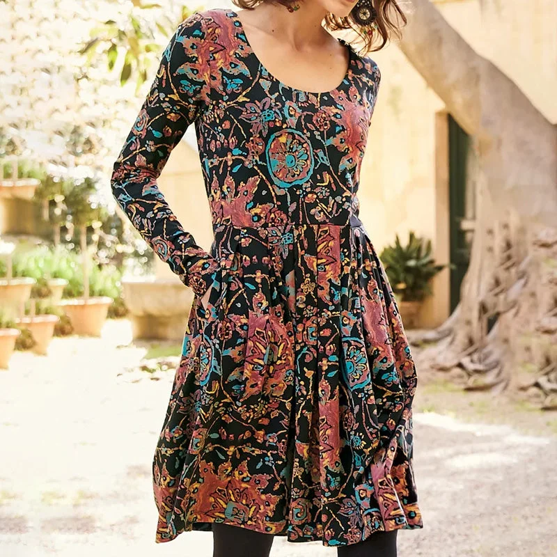 Price Reduction velvet dressVintage Printed Dress