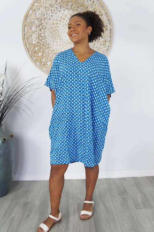 Discount Mania Resort Dress "Triangle"