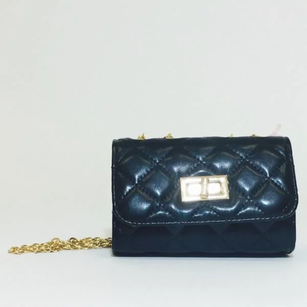 Huge Discounts tiered dressQuilted Crossbody Bag