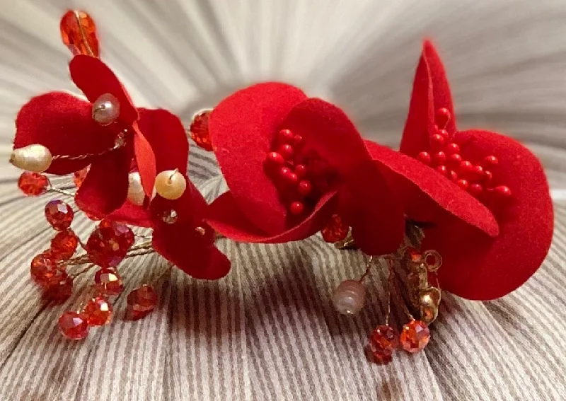 Deal of the Day ruched dressRed Flower Hair Clip
