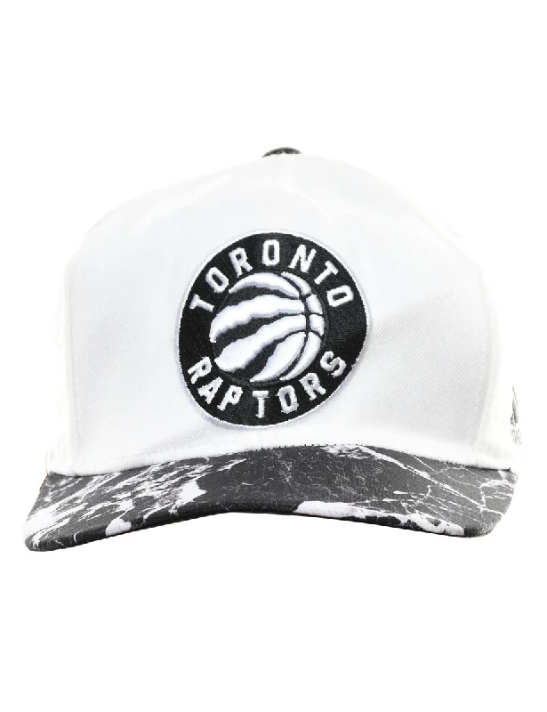 insulated jacketAdidas NBA Embroidered Cap - L