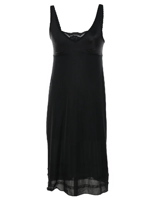Unmissable Offer premium puffer coatBlack Lace Trim Nightdress - XS
