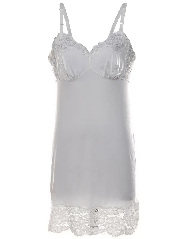Online Exclusive oversized puffer coatWhite Classic Lace Trim Slip Dress - M