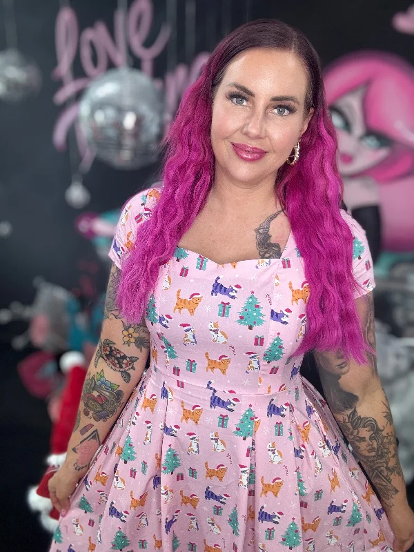 Flash Sale classic fit-and-flare dressPixie Sweetheart Dress in The Purfect Christmas