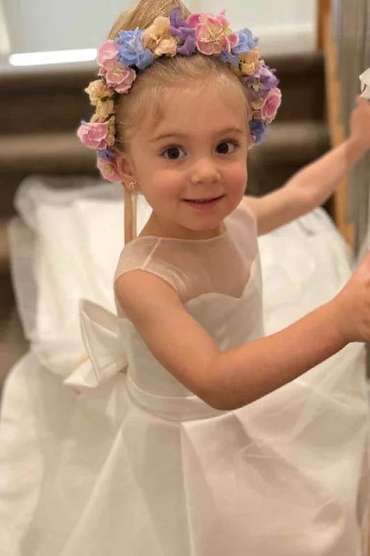 Final Markdown long-sleeve floral dressWhite Satin Rounded Neck Bow Back Flower Girl Dress