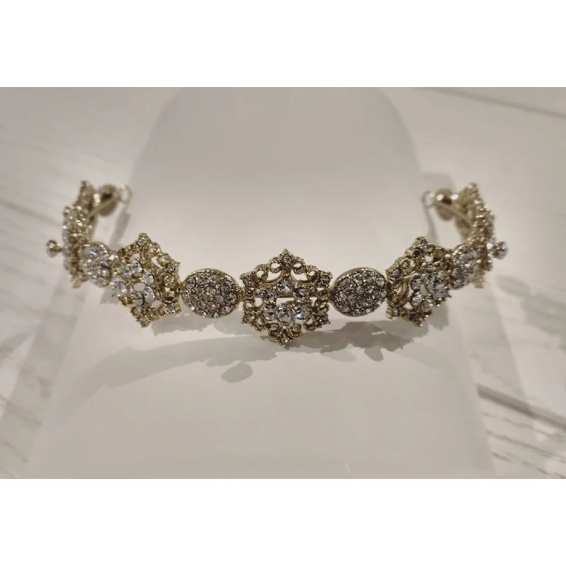 Super Deal classic fit-and-flare dressGold Filigree Bun Wrap