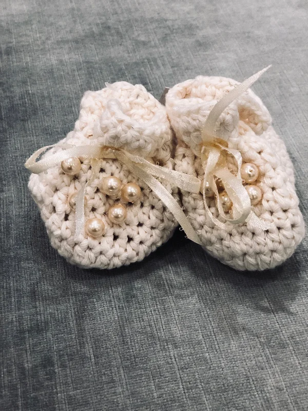 wrap-around dressIvory Pearl Crochet Booties