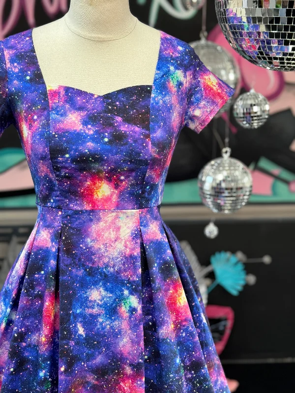 Seasonal Clearance chic shift dressPixie Sweetheart Dress - Starburst