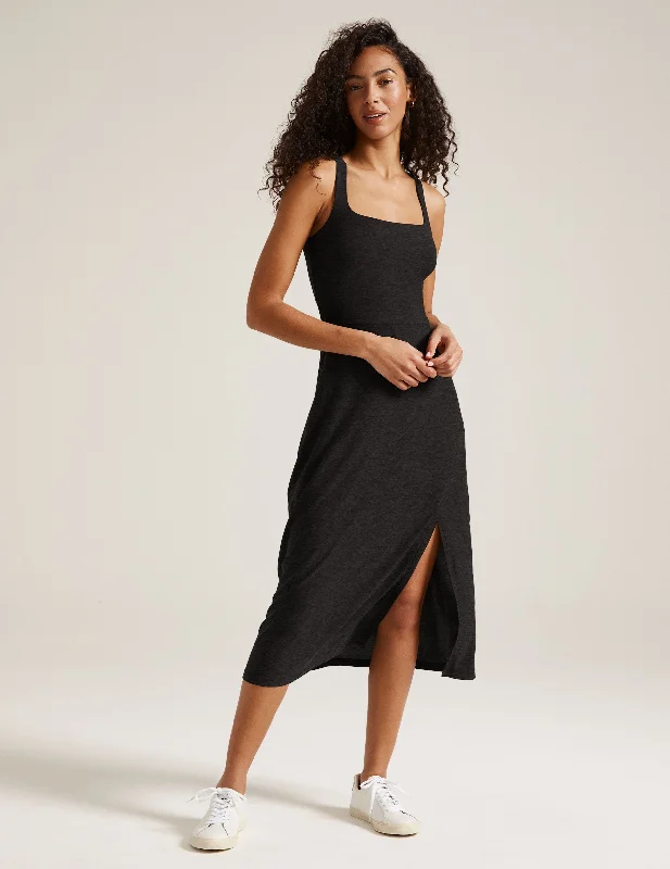 chic dressFeatherweight Getaway Dress