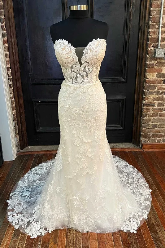 Can't Miss ashionable dressWhite Appliques Strapless Mermaid Long Wedding Dress