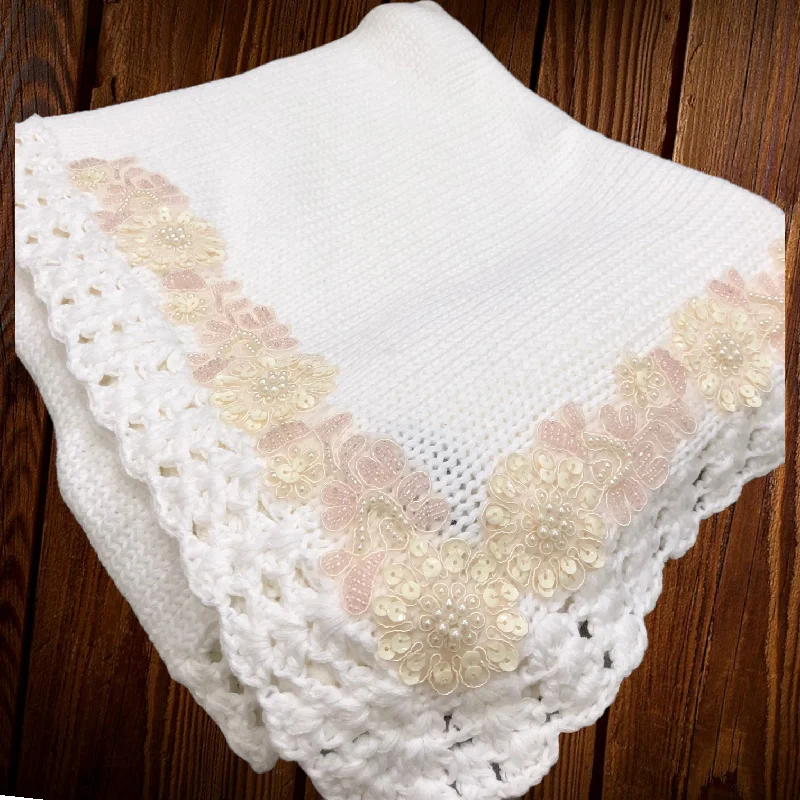 textured dressWhite Applique Crochet Blanket