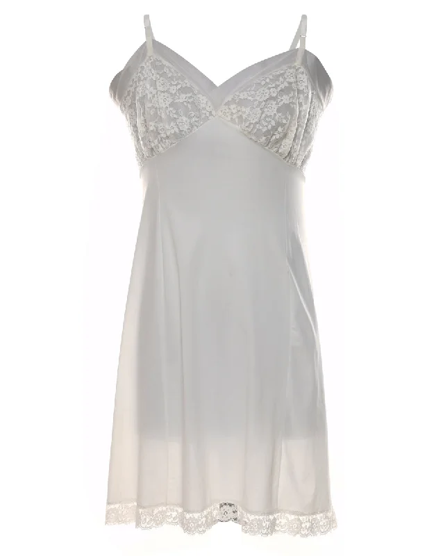 Clearance Event windproof jacketWhite Lace Slip Dress - S