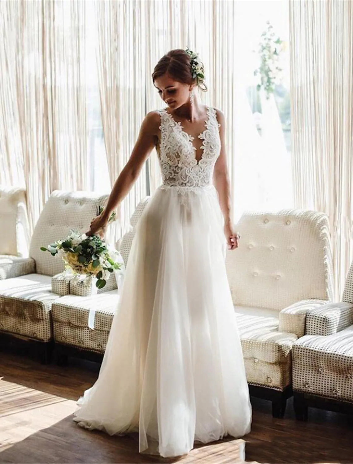Reduced Prices Beach Wedding Dresses Floor Length A-Line Sleeveless V Neck Lace With Pleats Appliques